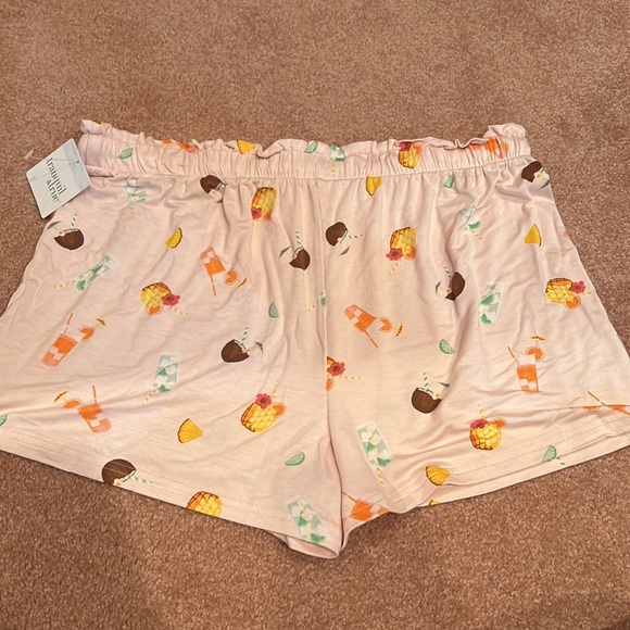 NWT Tropical Drink Pink Soft Pajama Shorts - Picture 4 of 4